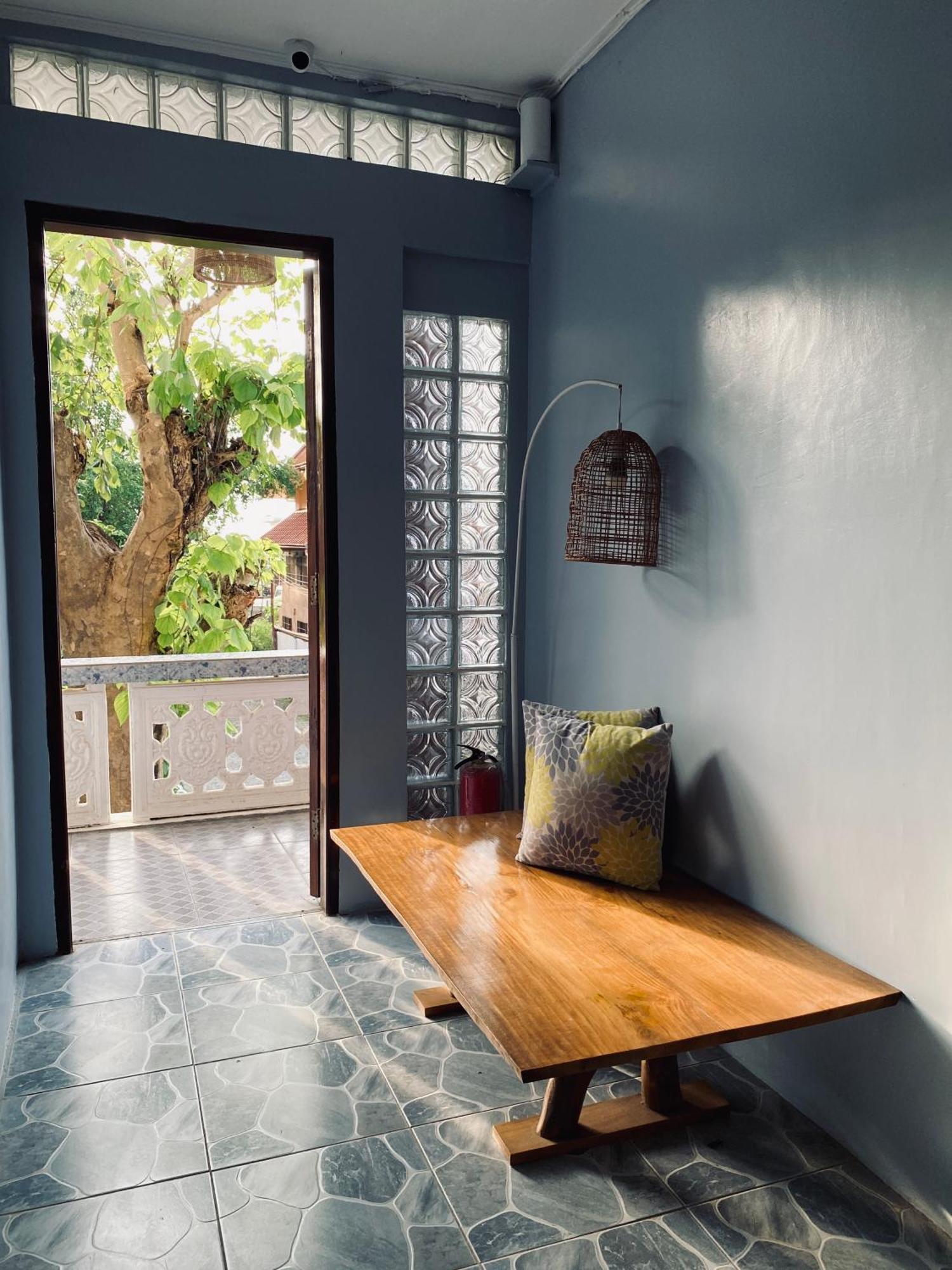 Lakayo Hillside Apartelle San Juan  Esterno foto