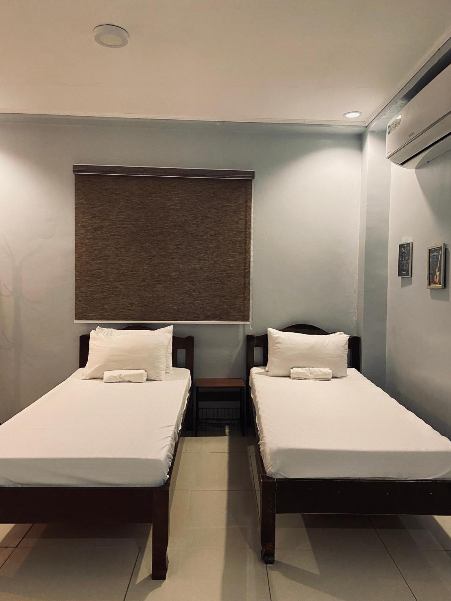 Lakayo Hillside Apartelle San Juan  Esterno foto
