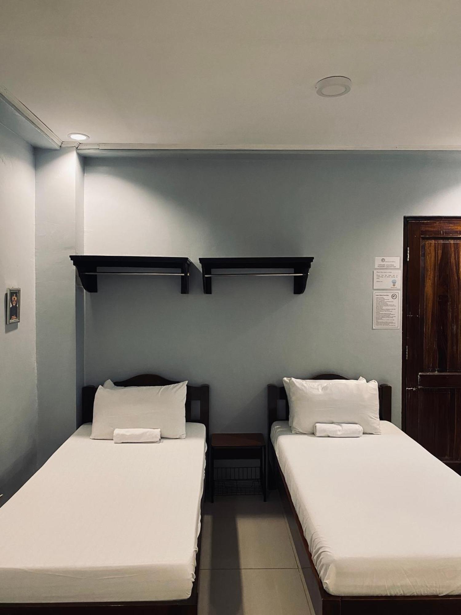 Lakayo Hillside Apartelle San Juan  Esterno foto